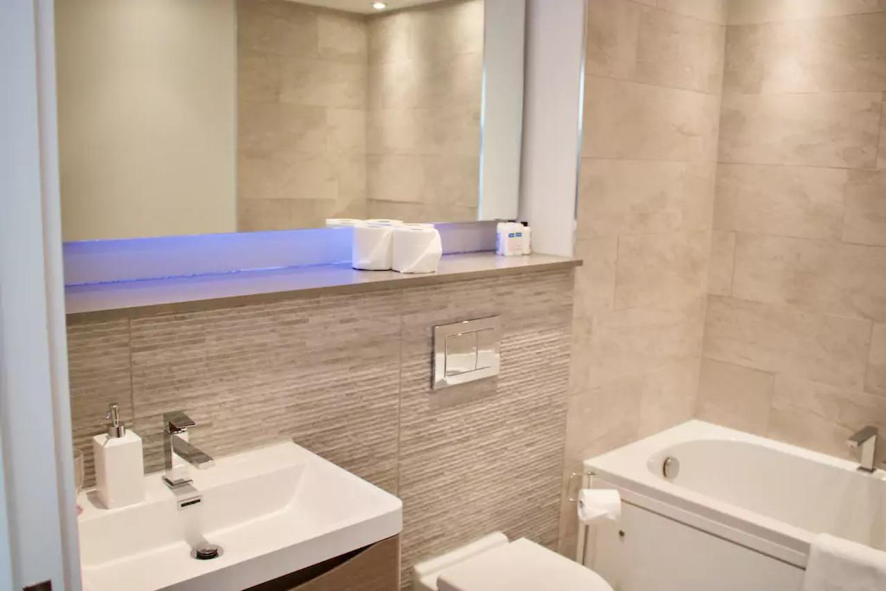 Luxurious - Sleeps 6 Appartamento